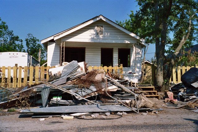 Photo of Tom and Sharon's house, demolded by the 